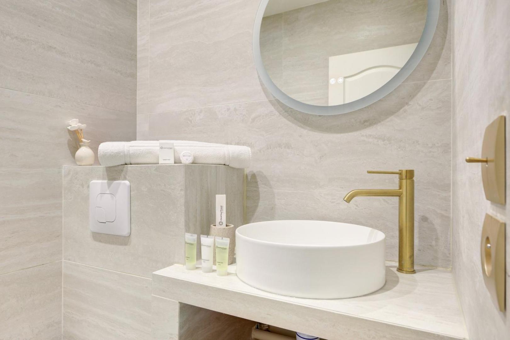 201 Suite Anne - Superbe Appartement Puteaux Extérieur photo
