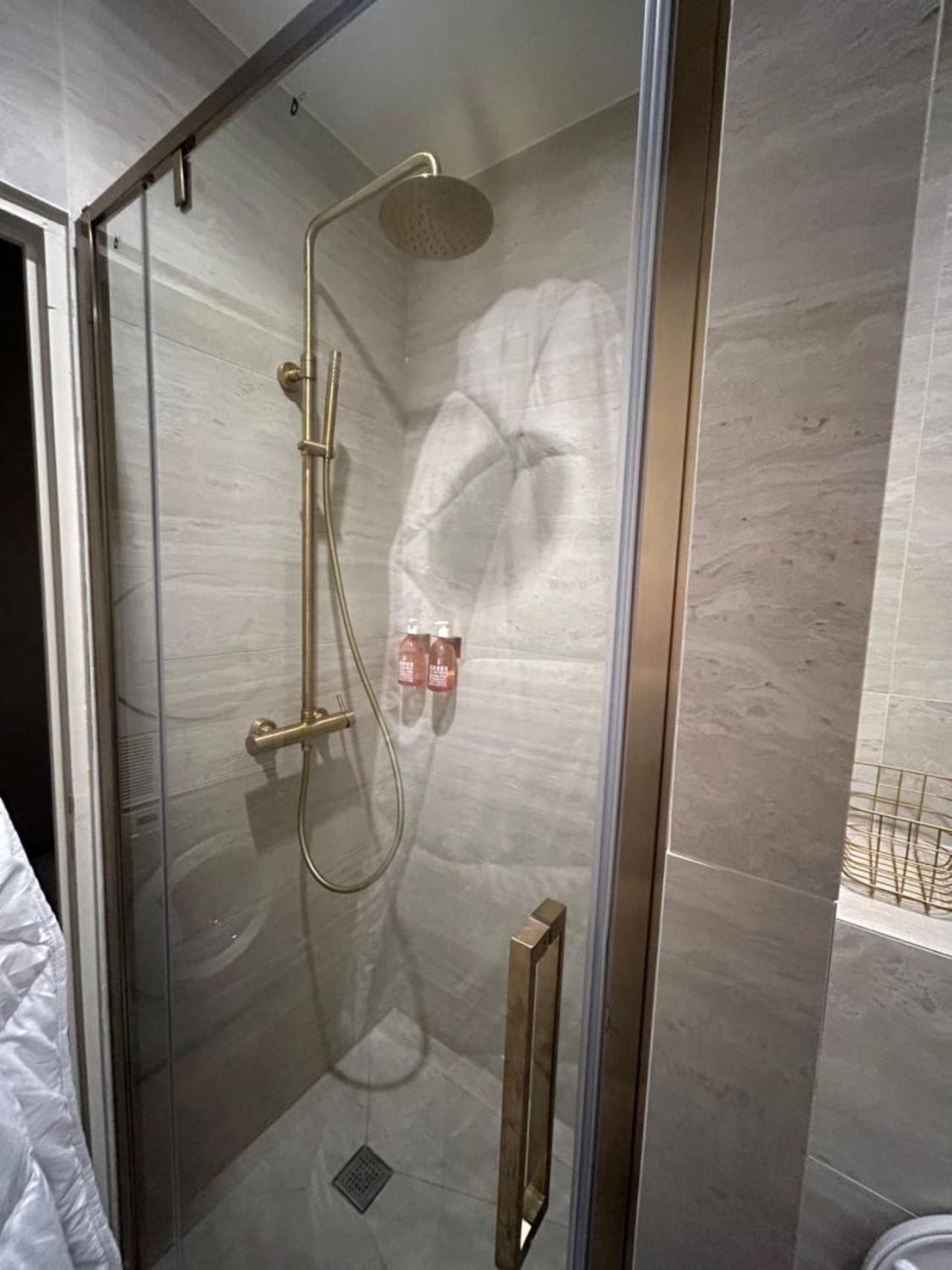 201 Suite Anne - Superbe Appartement Puteaux Extérieur photo